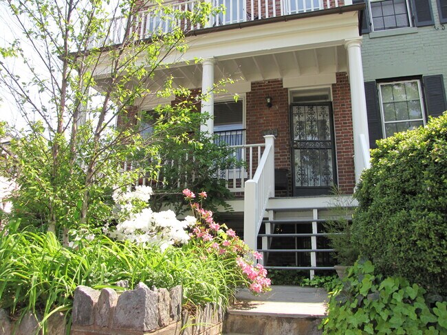 Photo - 1695 35th St NW Unit 001