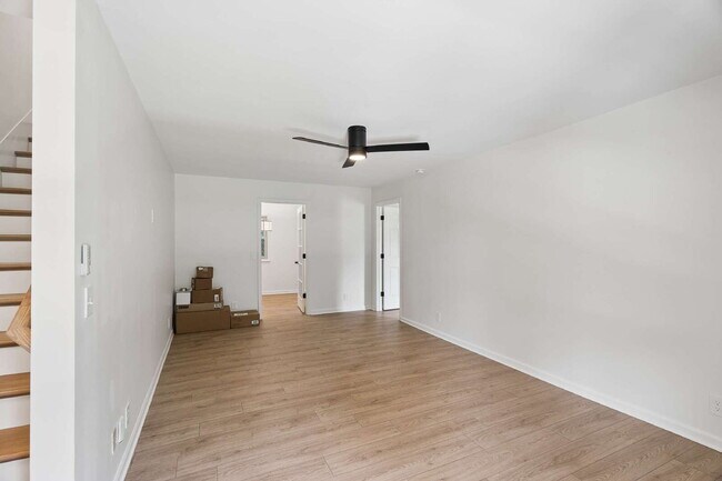 Photo - 112 Juniper Dr