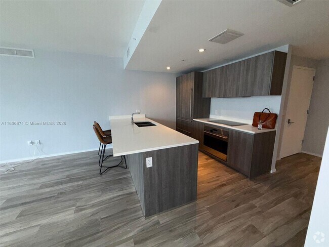 Building Photo - 801 S Miami Ave Unit 1504 Rental
