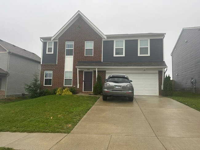 Building Photo - Available NOW - 5 bedroom, 3 full bathroom house - $3,300/month