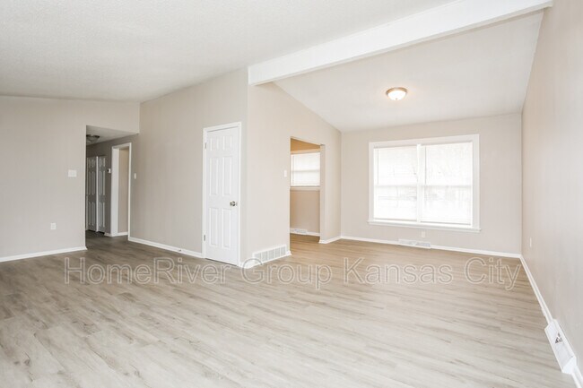 Photo - 514 Sagebrush Ln