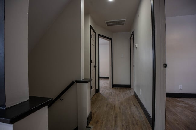 Hallway - 111 E Garwood Ave Unit B