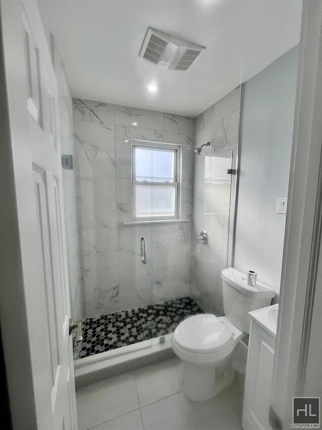 Photo - 207 Woodland Ave