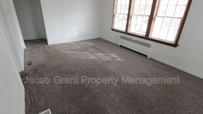 Photo - 158 S 10th Ave