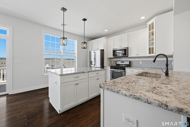 Photo - 15 Moorland Dr Unit 15