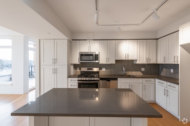 2BR, 2BA - 1,085 SQ FT - Park77 Apartments