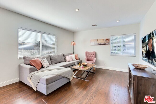 Photo - 4411 Irvine Ave