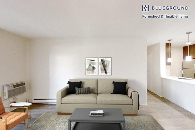 Photo - 333 1st St Unidad FL1-ID9247A