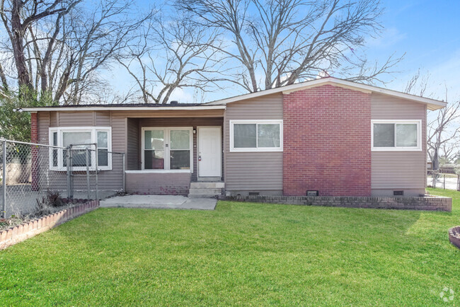 Building Photo - 2105 Medaris Rd NW Rental