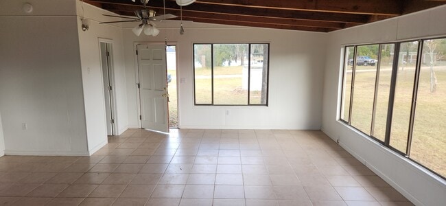 Photo - 205 Peninsula Rd