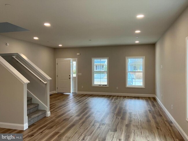 Building Photo - 5810 Clam Cove Rental
