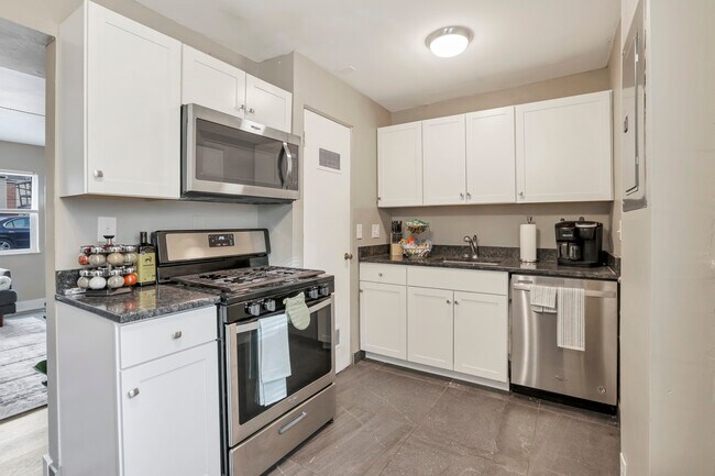 Photo - Norwich Court Apartments