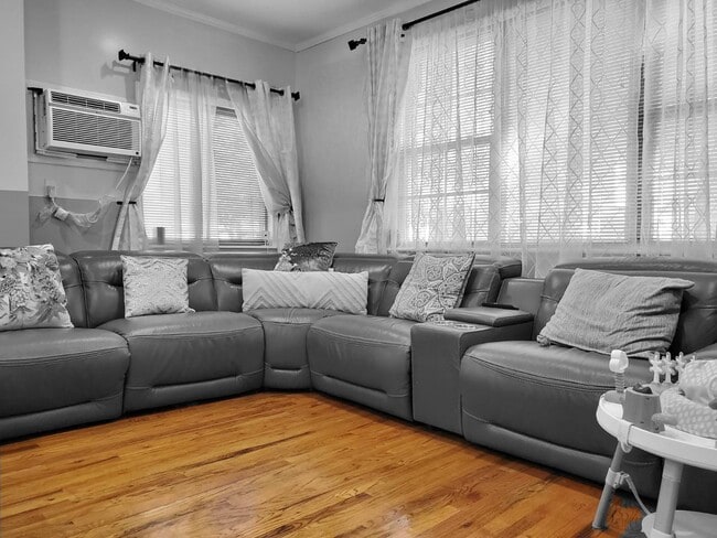 Photo - 176-31 130th Ave Unidad 1