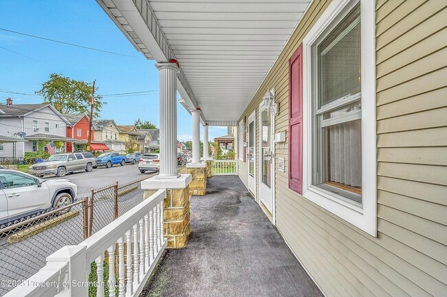 Photo - 443 14th Ave