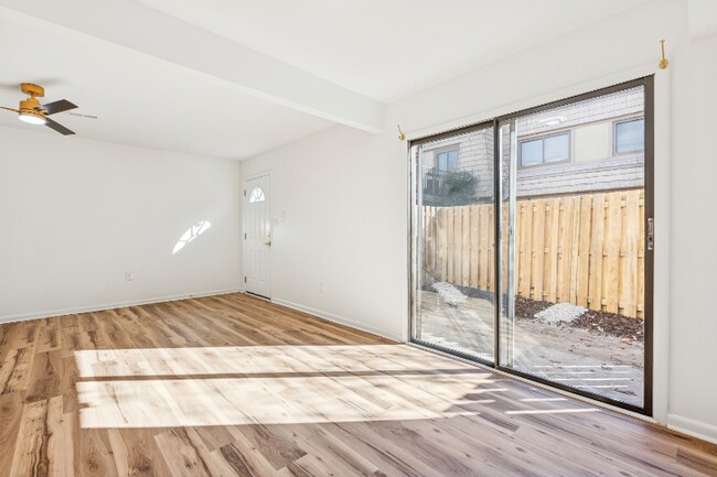 Photo - 1561 Malibu Pl