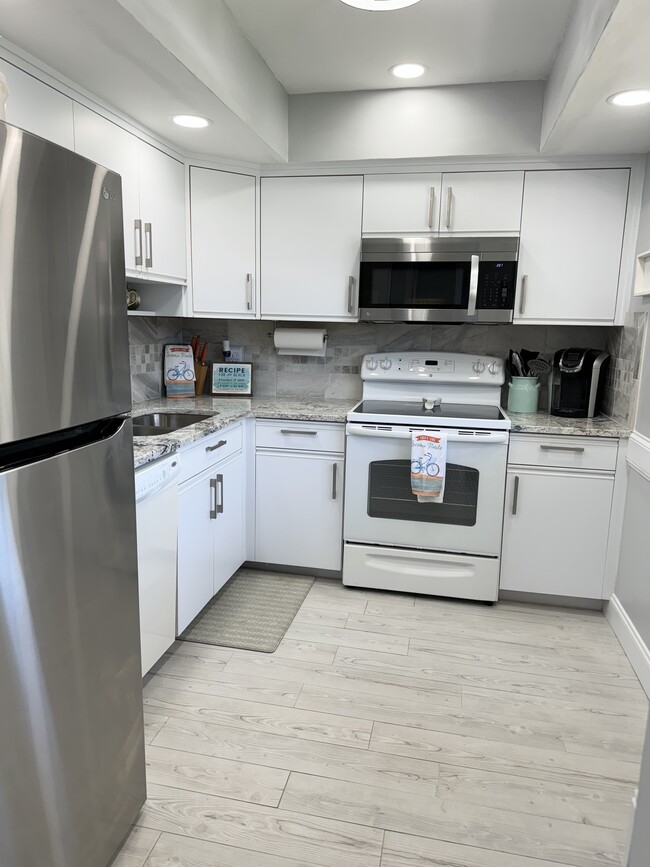 Photo - 10215 Regal Dr Unit #8