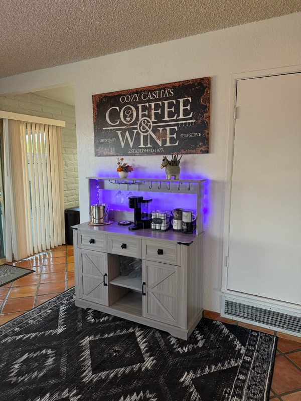 Photo - 1711 E Camino Carreta