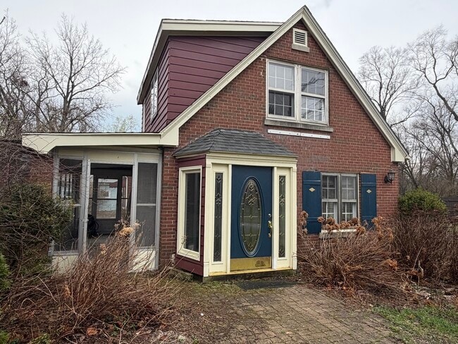 Photo - 1009 61st St