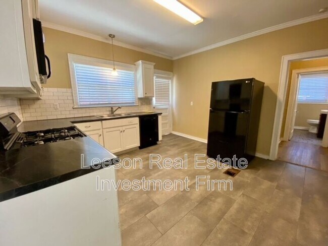 Photo - 810 Rutherford St Casa