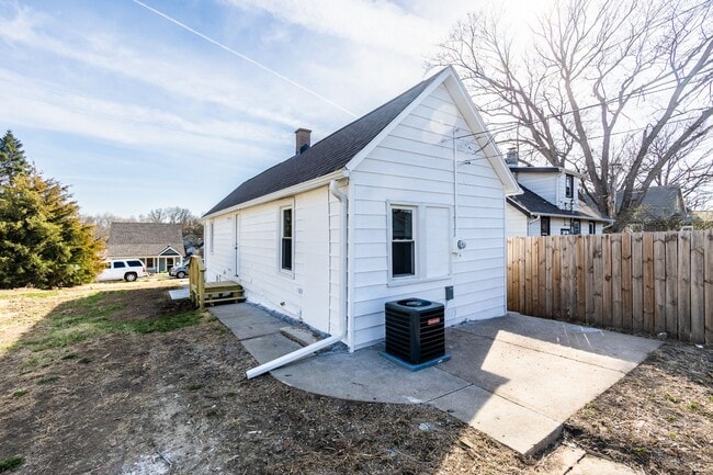 Photo - A Great 2BD/1.5BA Single Family Home That Has Been Recently Renovated