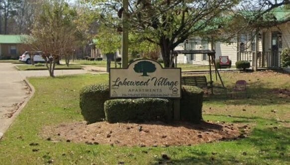 Photo - 4350 Lakewood Ct