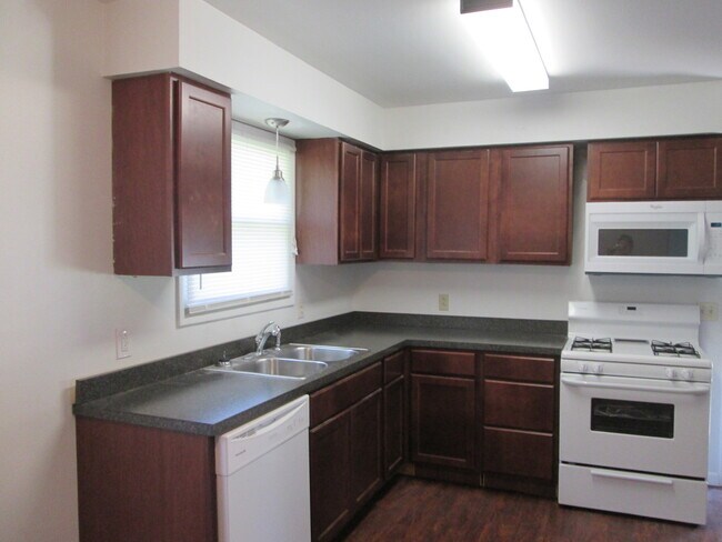 Photo - 308 E Howard St