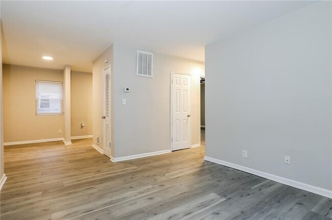 Photo - 2841 Belvedere Ln Unit 9