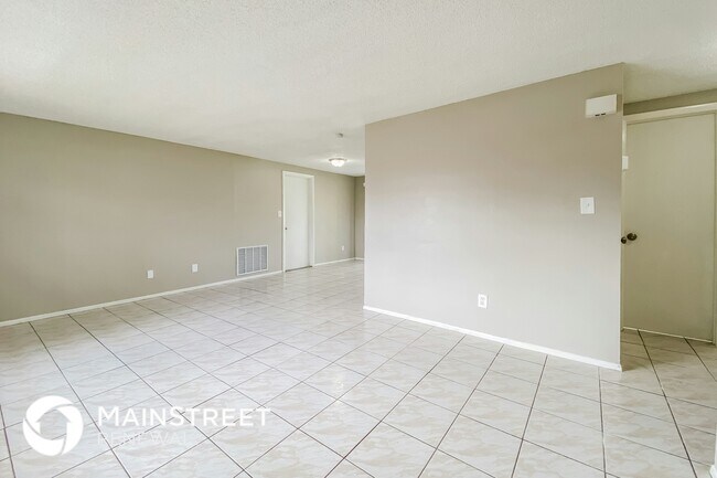 2115 Harrison Dr