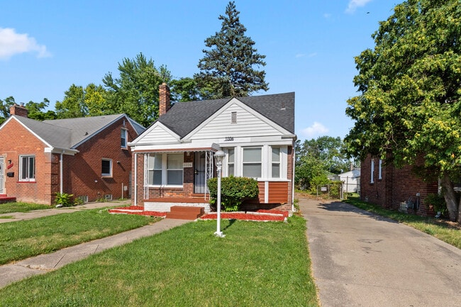 Building Photo - 11336 Minock St Rental