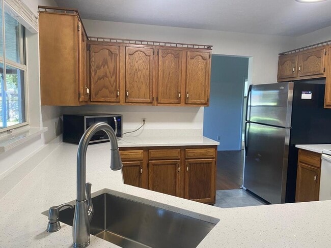 Photo - 901 SW Gaitor Ave