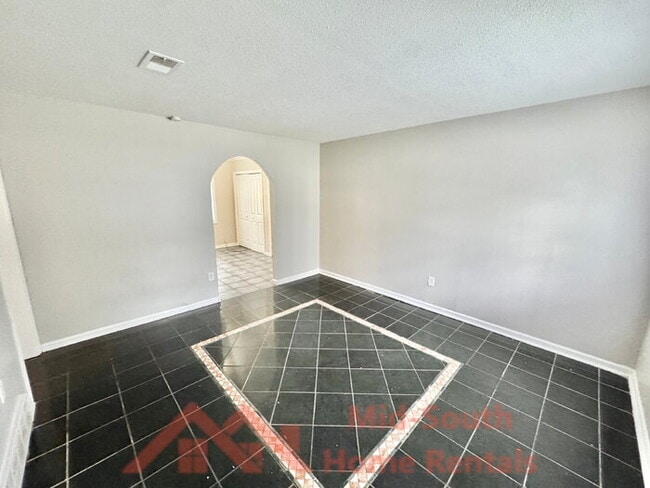 Photo - 3353 Elk Point Dr