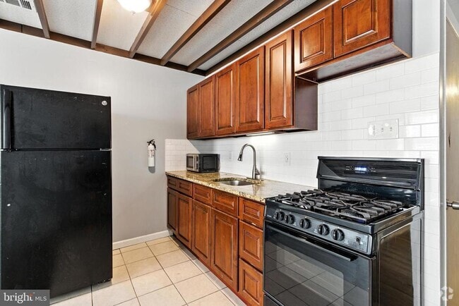 Building Photo - 708 S Randolph St Unit 2F Rental
