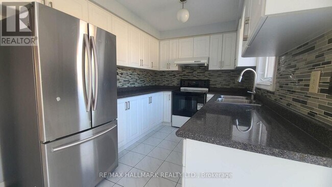 Photo - 63 Cairns Dr
