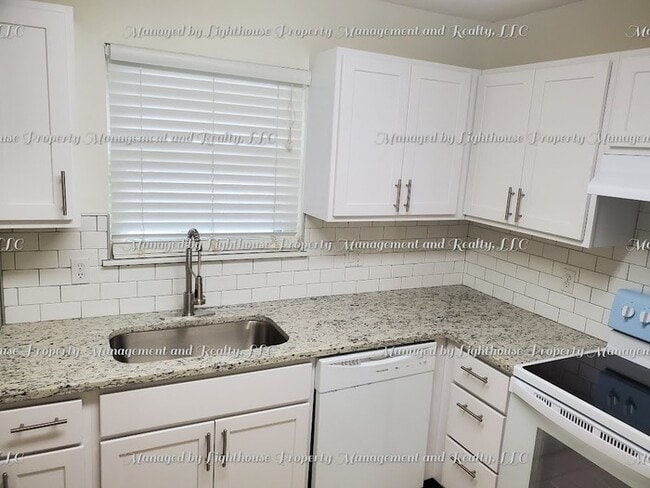 Photo - Peaceful Atlantic Beach Townhome