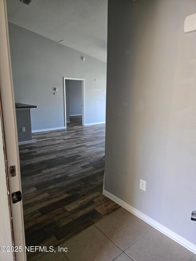 Photo - 6916 Ortega Woods Dr Unit 9-14