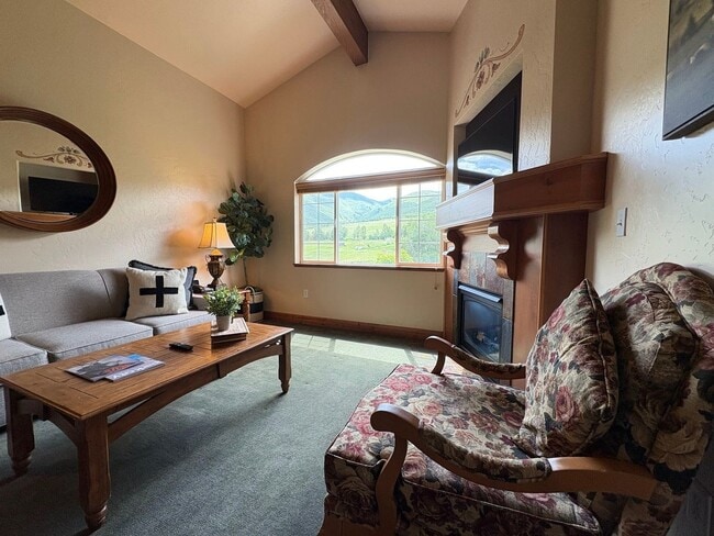 Photo - 840 Bigler Ln