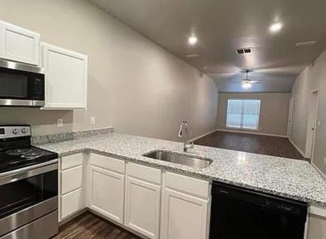 Photo - 2119 N Jayton Ave