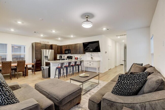 Photo - 171 Santa Julia