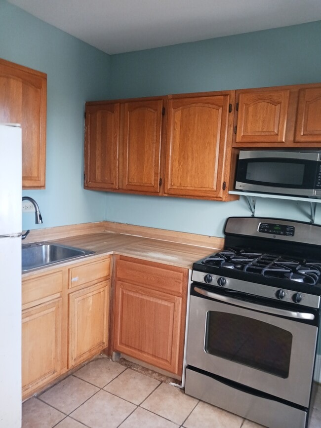 Photo - 714 Main St Unit 1