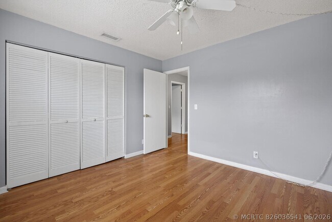 707 Stonewood Ct Unit 19c