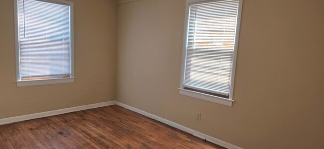 Photo - 3 Bedroom 1 Bathroom Home for $1095! 2 Car Garage!