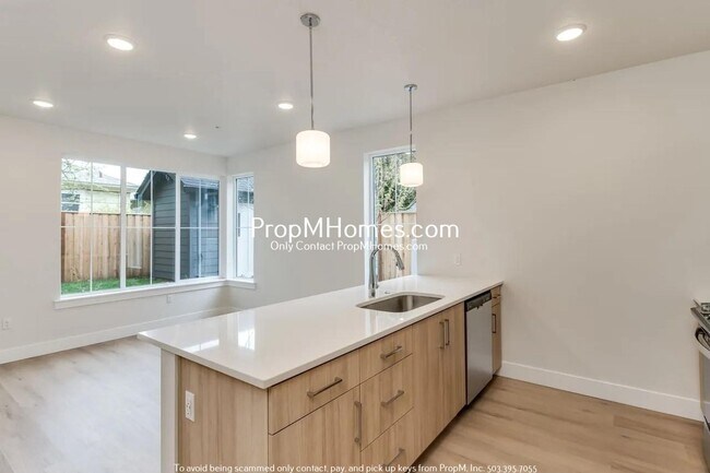 Photo - Modern Two Bedroom Unit with Fenced Yard! Unit 4785 N Albina Avenue  101