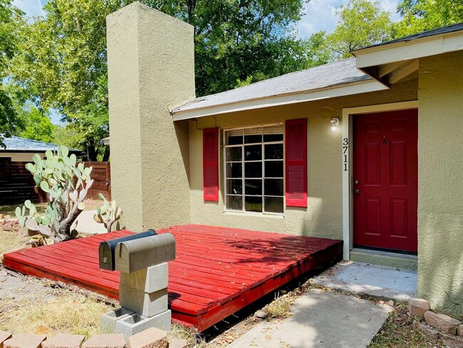 Photo - 3711 Vineland Dr