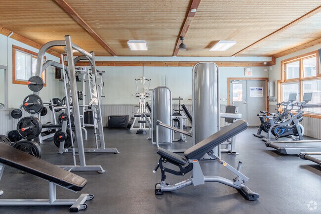 Fitness Center - Ramblewood Apartments