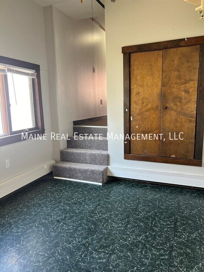 Photo - 2412 Western Ave Apartment Unit M