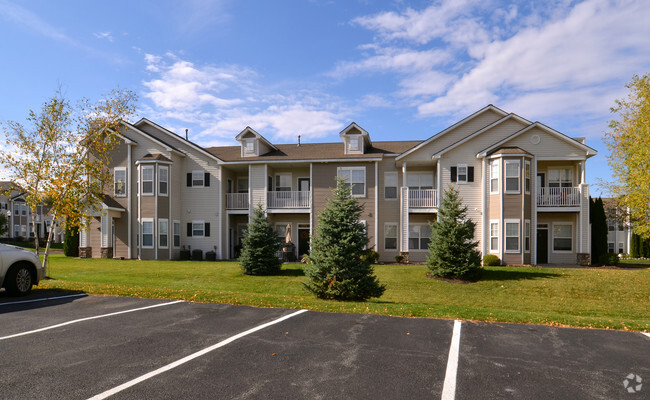 Steeplechase at Malta - Steeplechase at Malta Apartments