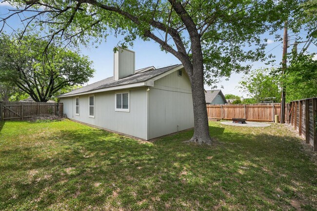 Photo - One story 4 Bedroom Home in Great Location minutes from Domain!