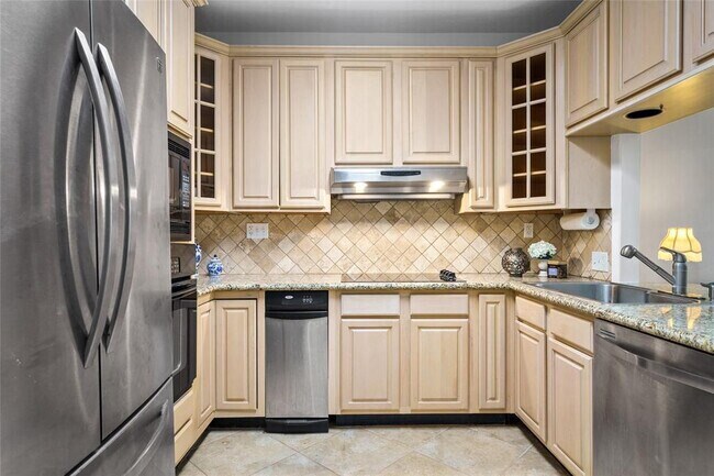 Photo - 2728 W Holcombe Blvd