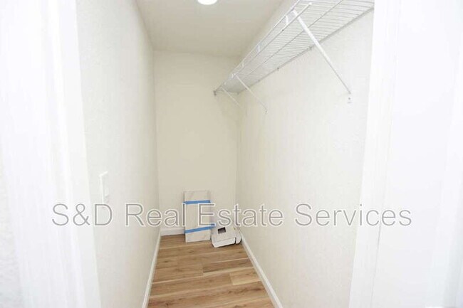 Photo - 2919 Hickory St