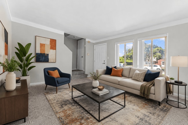 Building Photo - Oak Park Manor Apartments & Townhomes
